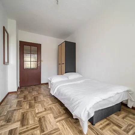 شقة Wyspa Slodowa For 8 People By Bookinghost *