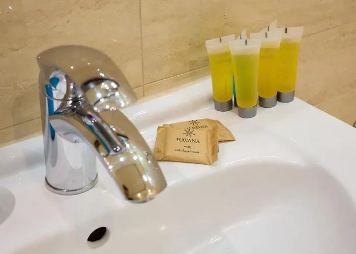 Wyspa Slodowa For 8 People By Bookinghost Apartment Wroclaw