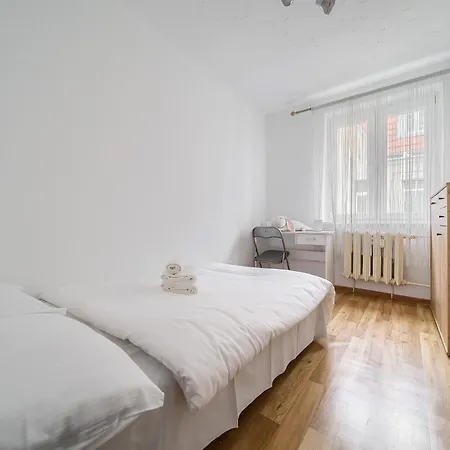 Wyspa Slodowa For 8 People By Bookinghost Wrocław